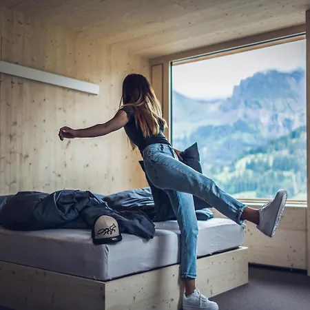 Hotell Revier Mountain *