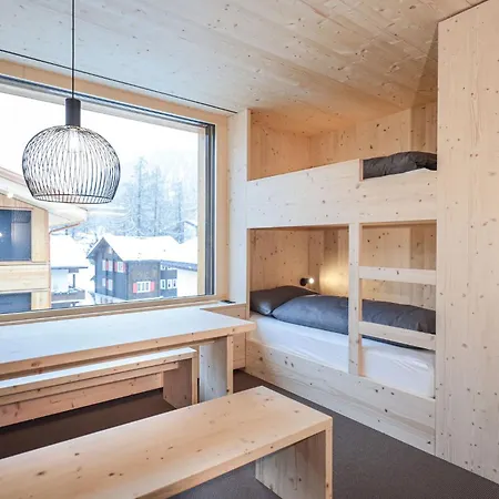 Revier Mountain Szálloda *