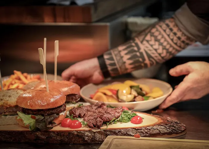 Revier Mountain Otel